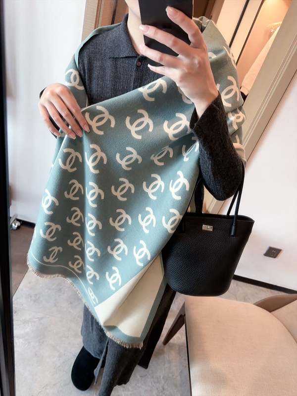 ブランドマフラー正面デザイン